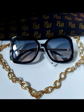 Rocawear Black Square Gradient Women's Sunglasses